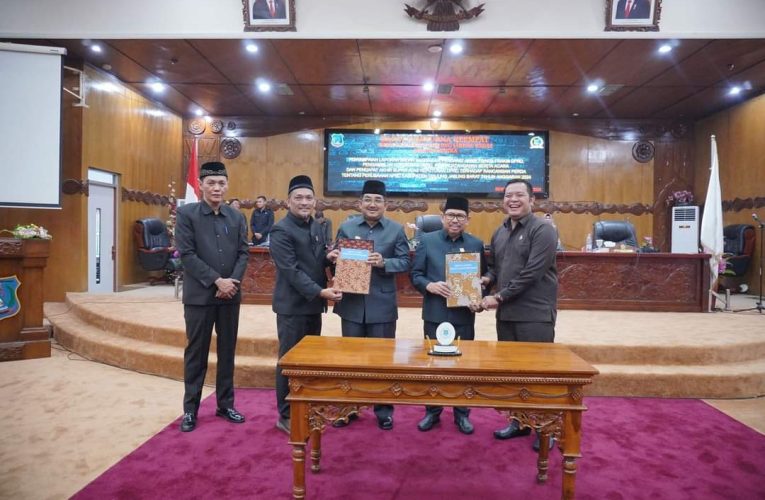 Ketua DPRD Tanjabbar Pimpin Rapat Paripurna ke Empat Penetapan APBD-P 2024