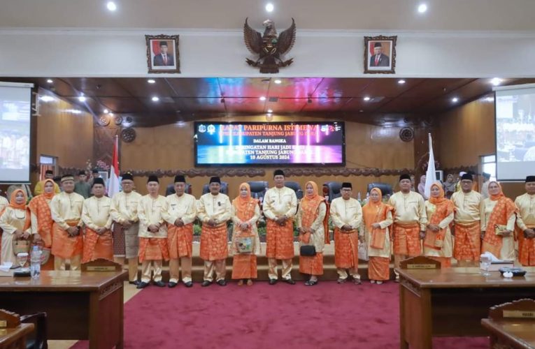 Bupati dan Wakil Bupati Hadiri Rapat Paripurna Istimewa Peringatan Hari Jadi Kabupaten Tanjabbbar ke-59