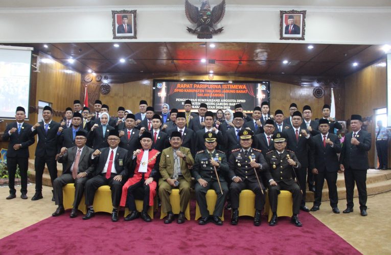 DPRD Tanjab Barat Gelar Paripurna Pelantikan 35 Anggota Dewan Terpilih Periode 2024-2029