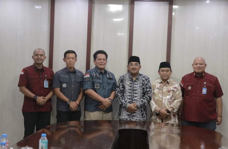 Bupati Tanjab Barat Terima Silaturahmi Kepala Kantor Imigrasi Kelas II TPI Kualatungkal