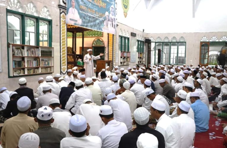 Pjs. Bupati Hadiri Tabligh Akbar dan Haul Syekh Abdul Qadir Al-Jailani