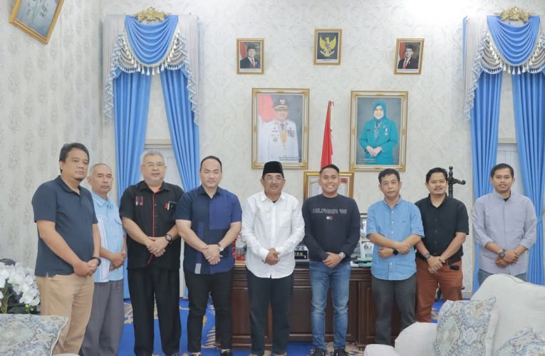 Tanjab Barat Genjot Transisi Energi Hijau, Proyek Tenaga Sampah dan Surya Disiapkan