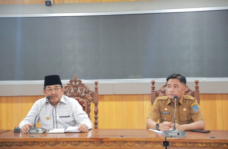 Instruksi Presiden Ditindaklanjuti, Bupati Tanjab Barat Rapatkan Barisan Atasi Sampah
