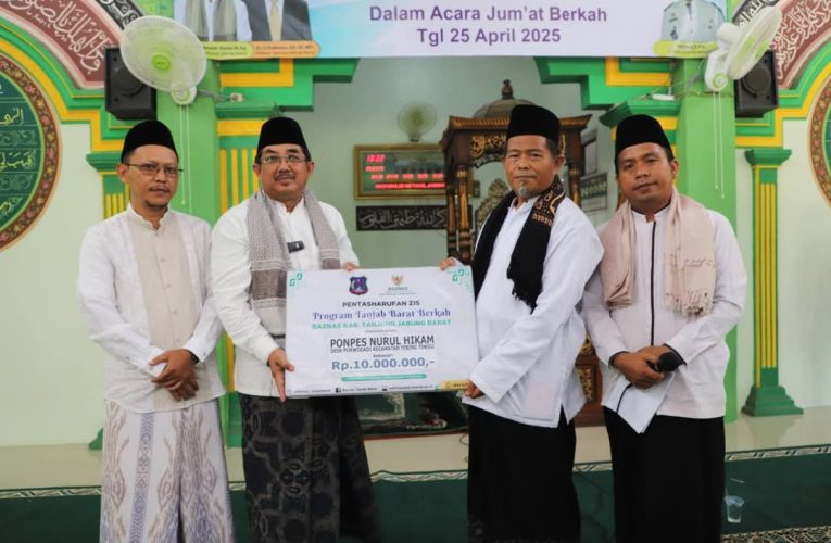 Bupati Tanjab Barat Hadiri Halal Bihalal BKMT Purwodadi, Sampaikan Pesan Persatuan dan Keimanan