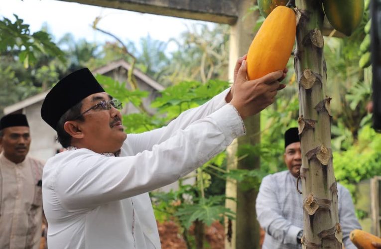 Kunjungan Kerja Bupati Anwar Sadat, Fokus Perkuat Peternakan dan Pertanian Purwodadi