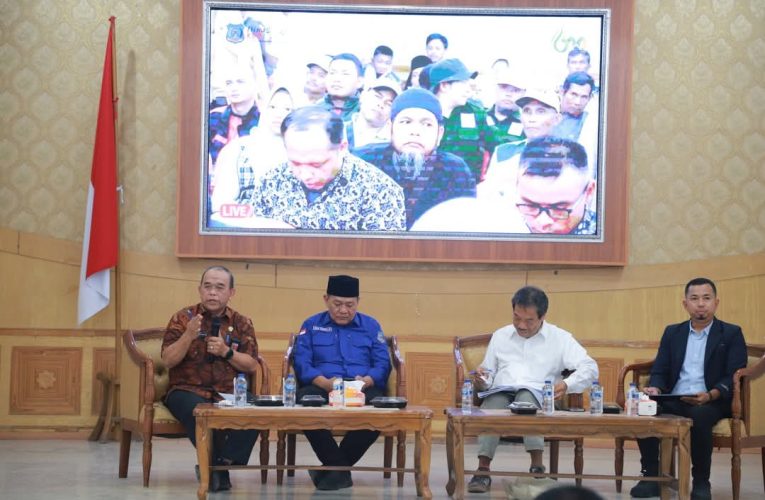 Pemkab Tanjab Barat Hadirkan Dialog Ketenagakerjaan, Serikat Buruh Sampaikan Aspirasi