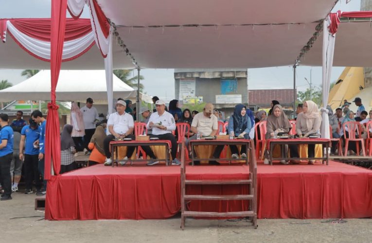 Langkah Bersama untuk Pancasila: Warga dan Pemkab Jalan Santai di Kuala Tungkal