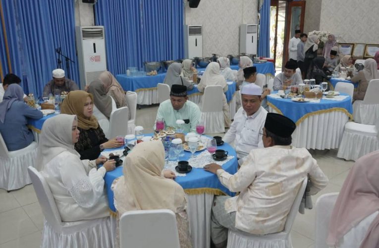 Open House Bupati Tanjab Barat Meriahkan Perayaan Idul Adha