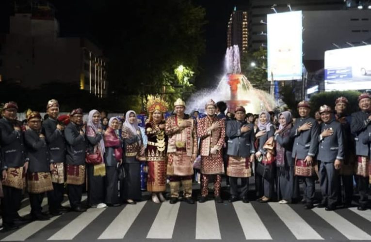 Bersama Ketua TP-PKK, Walkot Pagar Alam Pimpin Delegasi Hadiri Munas APEKSI di Surabaya