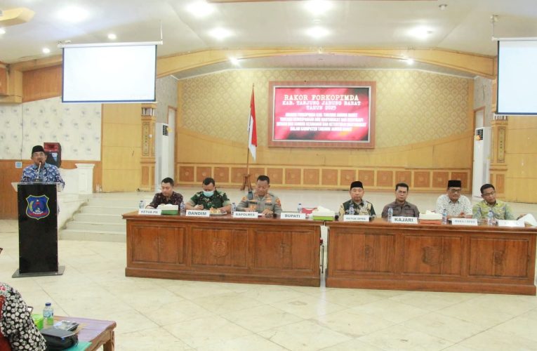Bupati Pimpin Rakor Forkopimda: Tanjab Barat Harus Tetap Aman dan Damai