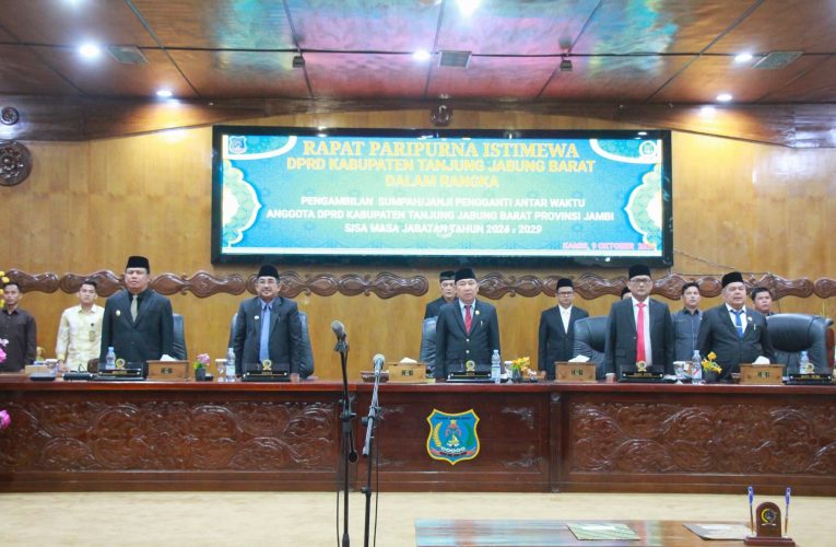Pelantikan Anggota DPRD PAW, Bupati Anwar Sadat Harap Lahirkan Energi Baru bagi Tanjab Barat