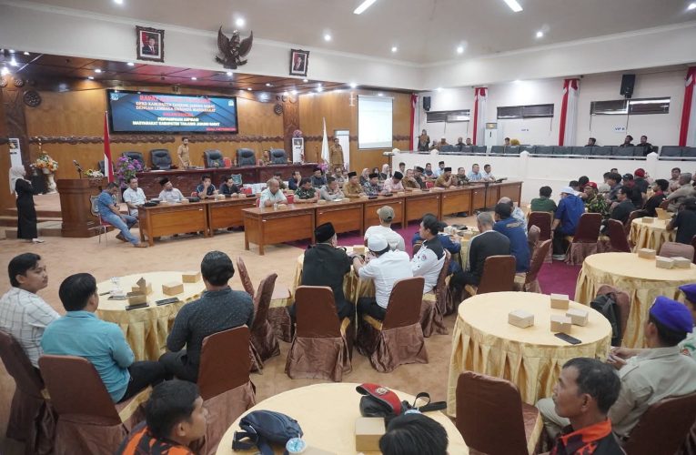 Rapat Dengar Pendapat DPRD Tanjab Barat Bersama Ormas, LSM, dan Organisasi Kepemudaan Berjalan Lancar dan Kondusif